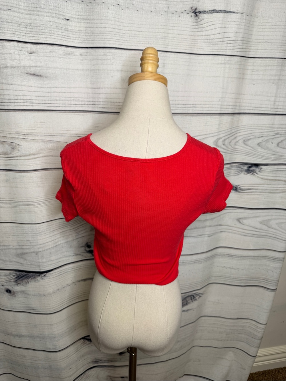 Women's Red Ribbed V-Neck Crop Top - Picture 2 of 3